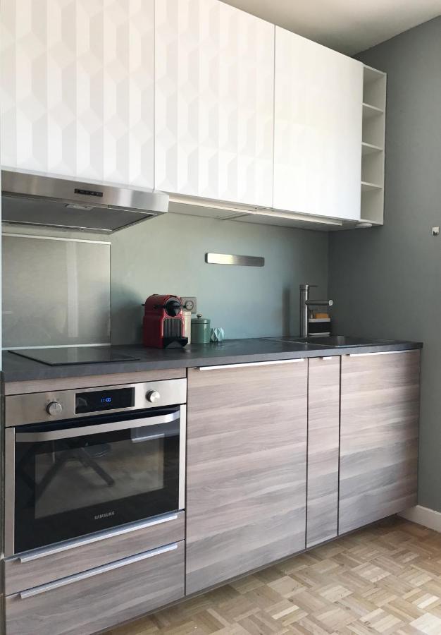 Proche & Vieille T3 Avec Grande Terrasse Appartamento